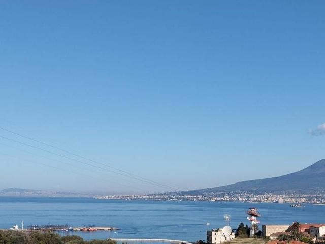 Villa Indipendente in vendita a Pozzano, Castellammare Di Stabia
