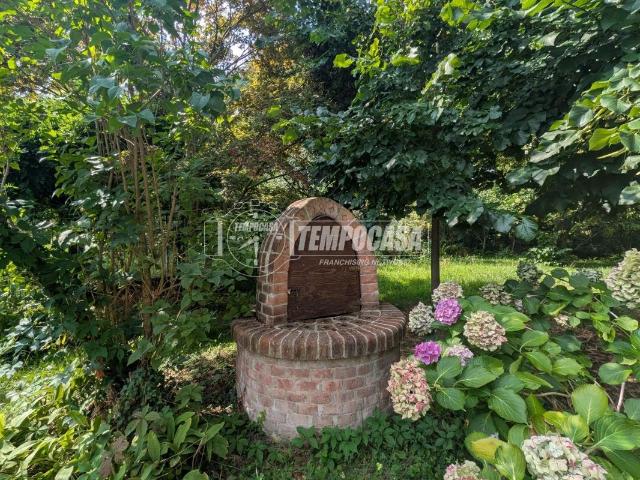 Villa Indipendente in vendita a Spineto, Piemonte