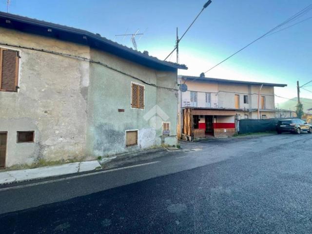 Villa Indipendente in vendita a Spineto, Piemonte