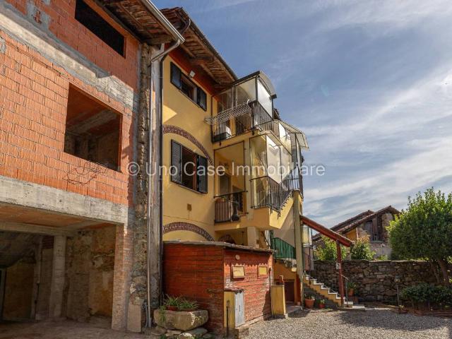 Villa Indipendente in vendita a Cantone Pricco, Piemonte