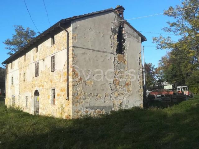 Villa Indipendente in vendita a Gropparello, Reggio Emilia