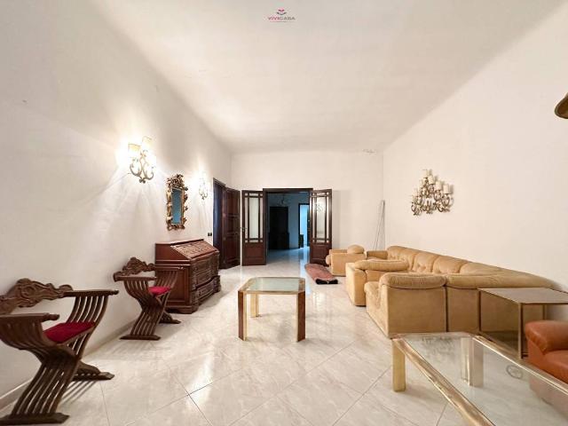 Villa Indipendente in vendita a Castellana Grotte, Bari