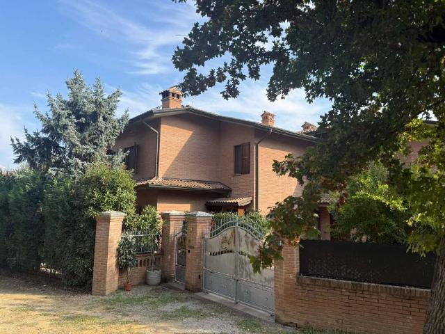 Villa Indipendente in vendita a Tresinaro - Secchia, Re