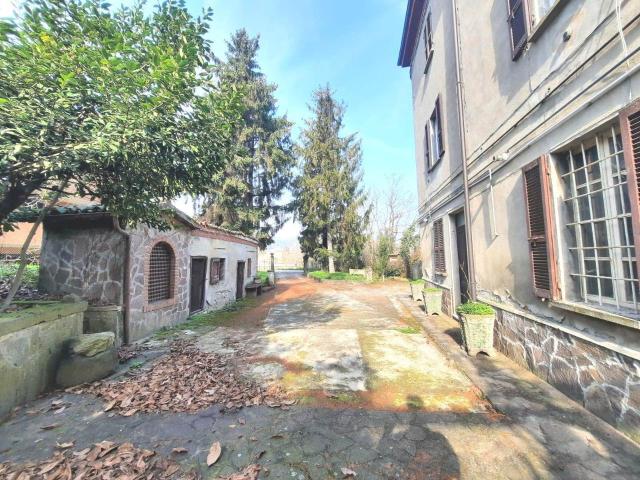 Villa Indipendente in vendita a Castell'arquato, Reggio Emilia