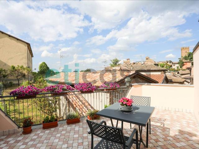 Villa Indipendente in vendita a Castell'arquato, Reggio Emilia