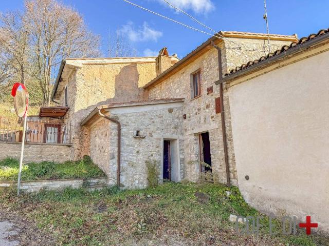 Villa Indipendente in vendita a Unione dei Comuni Montani Amiata Grossetana, Castell'azzara