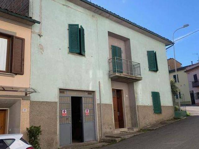 Villa Indipendente in vendita a Unione dei Comuni Montani Amiata Grossetana, Castell'azzara