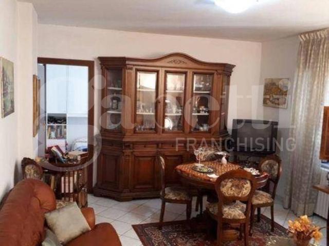 Villa Indipendente in vendita a Castell'Azzara, Grosseto