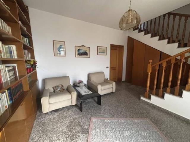 Villa Indipendente in vendita a Marche, Ancona