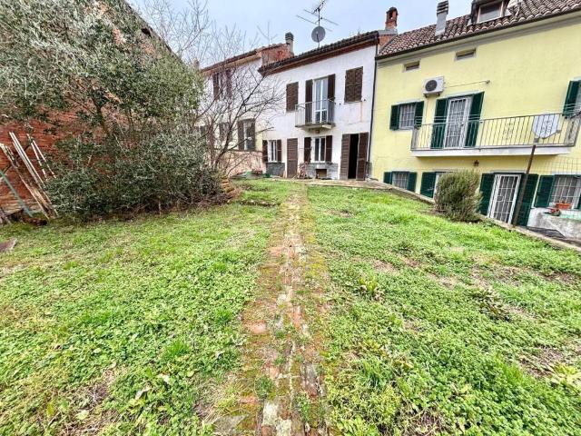 Villa Indipendente in vendita a Piemonte, Alessandria