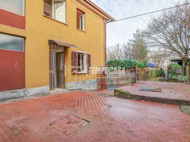 Villa Indipendente in vendita a Piemonte, Novara