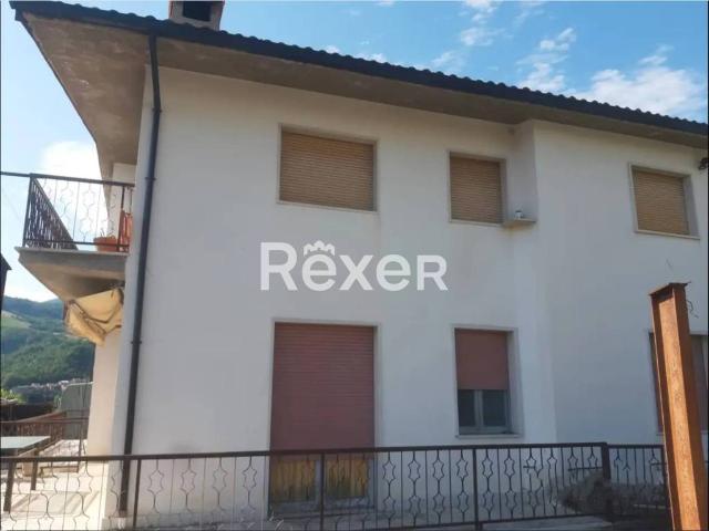 Villa Indipendente in vendita a Castelli, Teramo