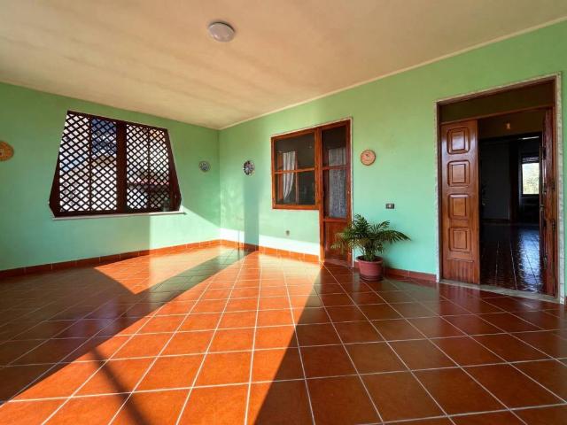 Villa Indipendente in vendita a Castelliri, Lazio
