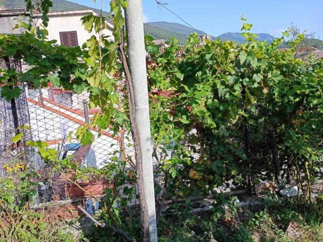 Villa Indipendente in vendita a Castello Del Matese, Campania