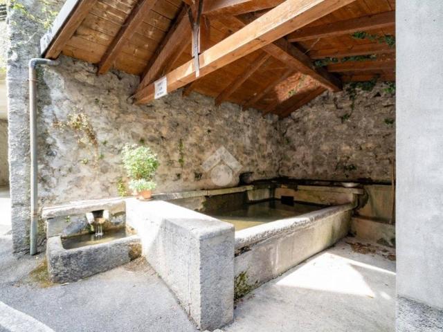 Villa Indipendente in vendita a Castello Di Brianza, Lombardia