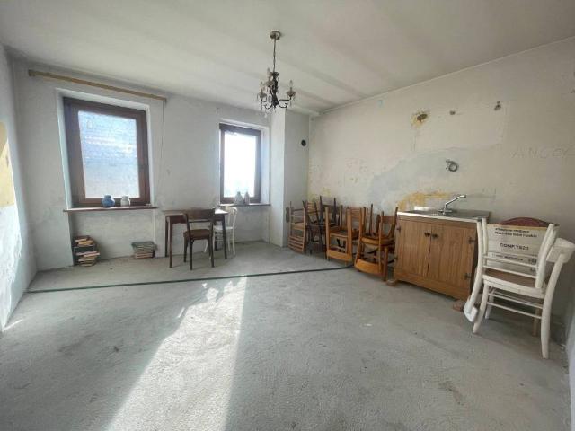 Villa Indipendente in vendita a Comunità Valsugana e Tesino, Castello Tesino