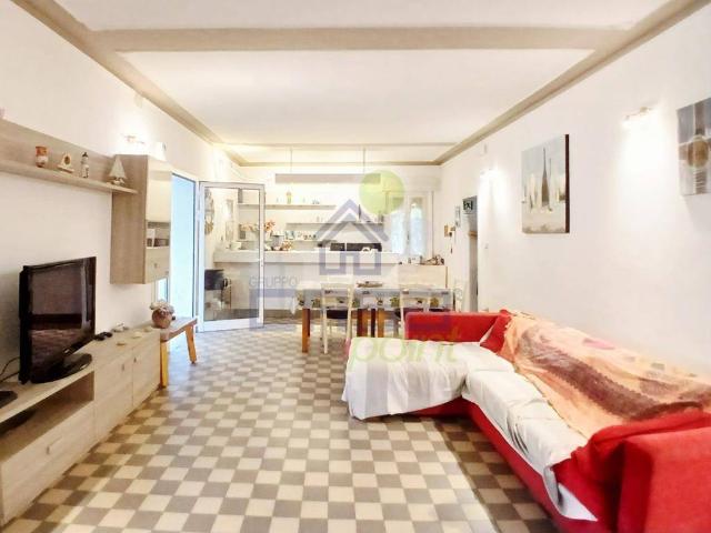 Villa Indipendente in vendita a Sarginesco, Castellucchio