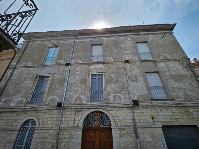 Villa Indipendente in vendita a Castelmauro, Molise