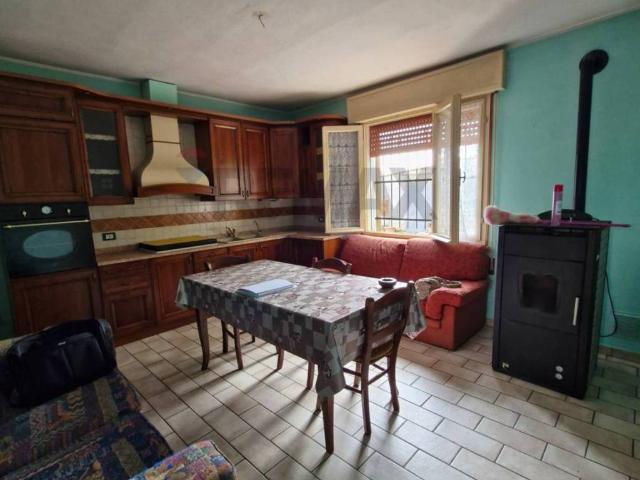 Villa Indipendente in vendita a Castelnovo Bariano, Veneto