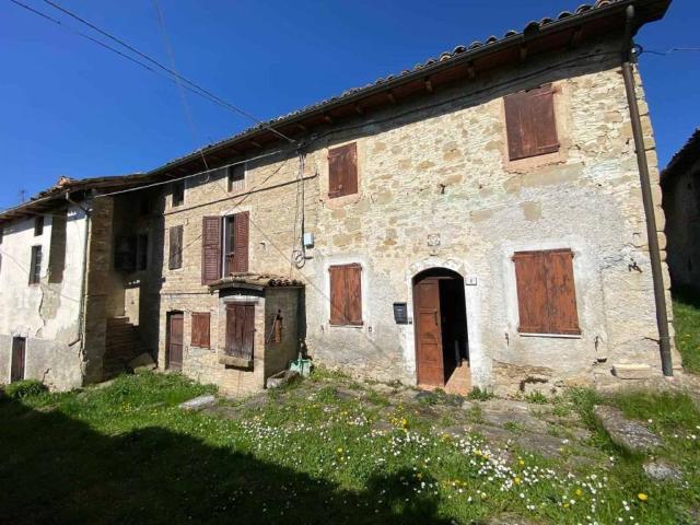 Villa Indipendente in vendita a Appennino Reggiano, Re