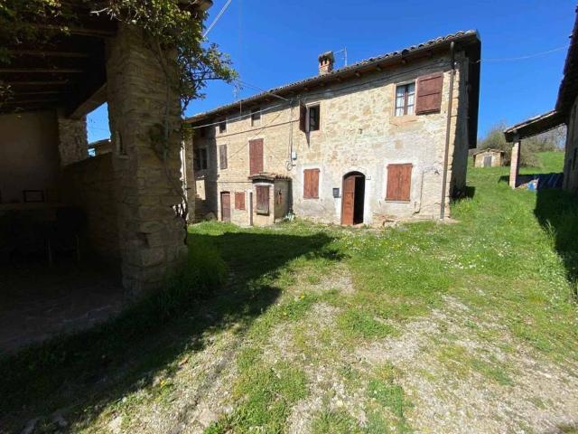 Villa Indipendente in vendita a Appennino Reggiano, Re