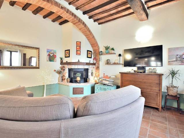 Villa Indipendente in vendita a Castelnuovo Berardenga, Siena