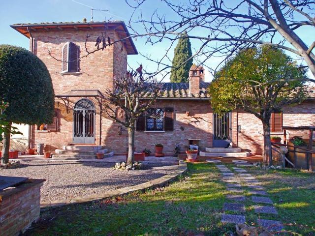 Villa Indipendente in vendita a Castelnuovo Berardenga, Toscana