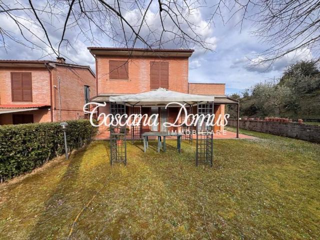 Villa Indipendente in vendita a Castelnuovo Berardenga, Toscana