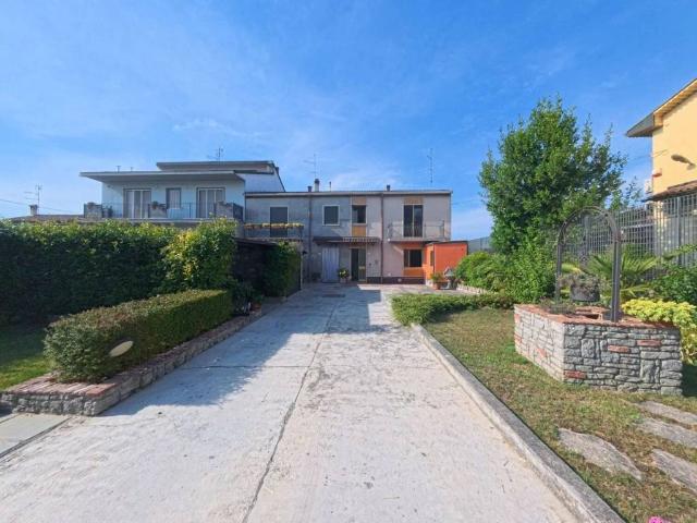 Villa Indipendente in vendita a Castelnuovo Bocca D'adda, Lombardia
