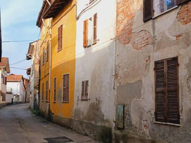 Villa Indipendente in vendita a Piemonte, Alessandria