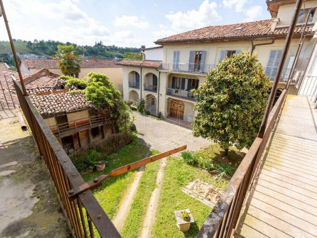 Villa Indipendente in vendita a Piemonte, Asti