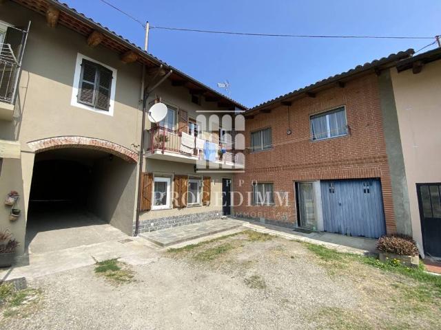 Villa Indipendente in vendita a Piemonte, Asti