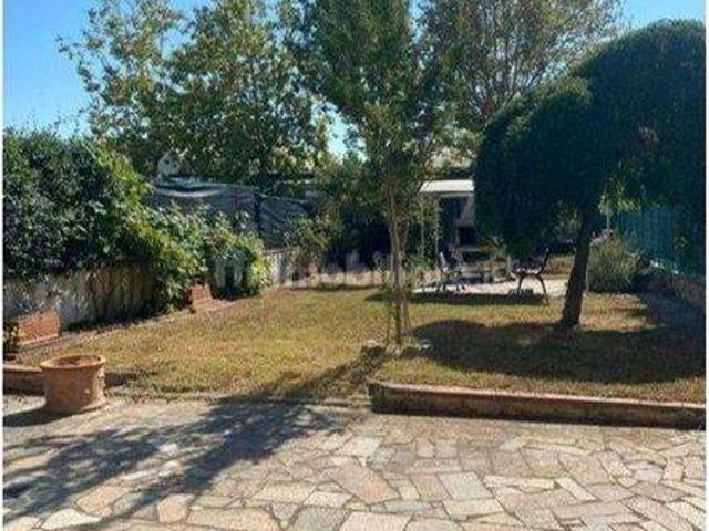 Villa Indipendente in vendita a Castelnuovo Magra, Liguria