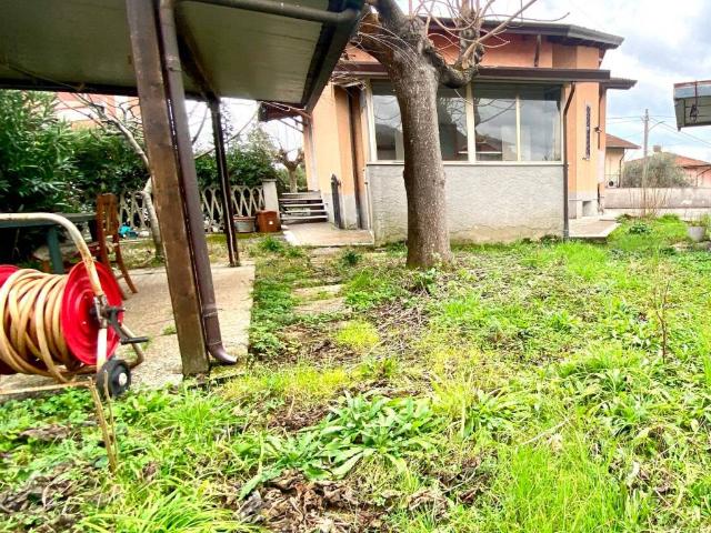Villa Indipendente in vendita a Castelnuovo Magra, Liguria