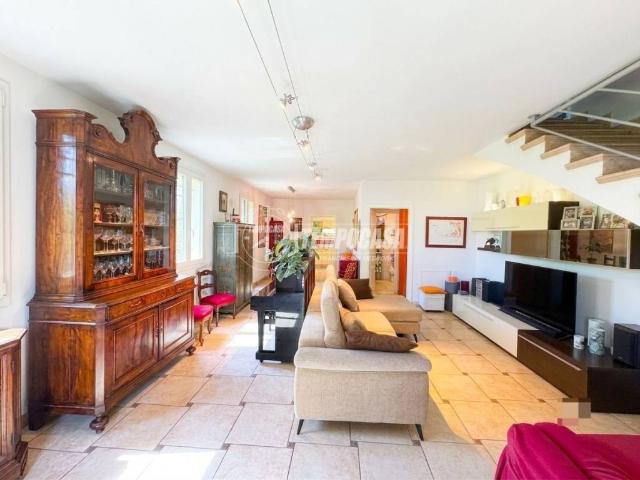 Villa Indipendente in vendita a Unione di comuni Terre di Castelli, Castelnuovo Rangone