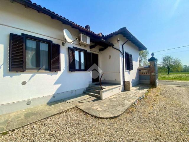 Villa Indipendente in vendita a Piemonte, Alessandria