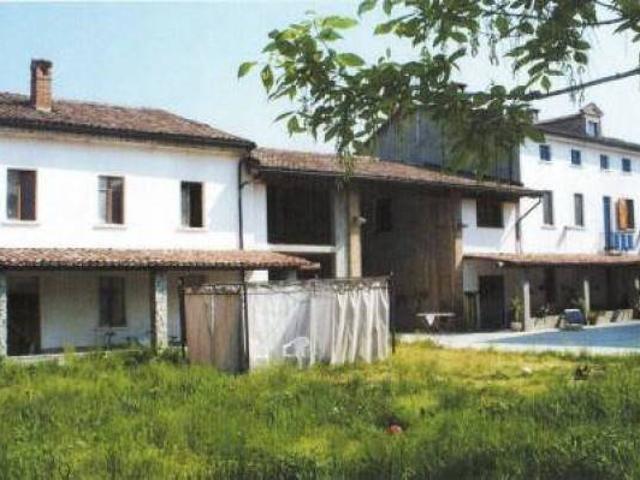 Villa Indipendente in vendita a Piemonte, Alessandria