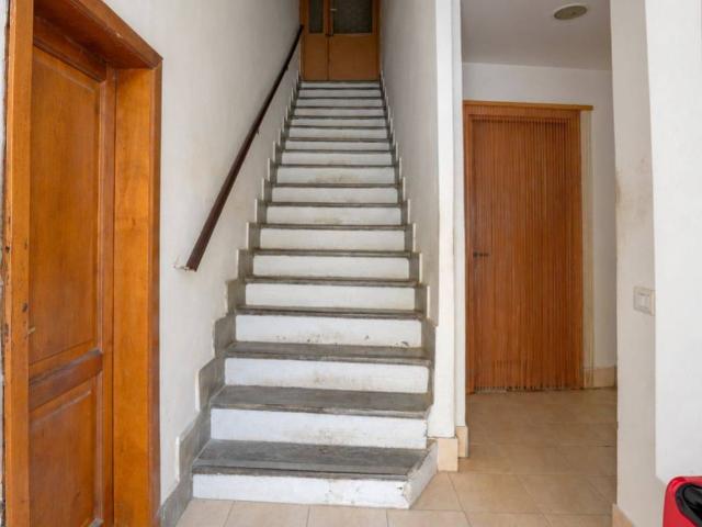 Villa Indipendente in vendita a Castelraimondo, Macerata