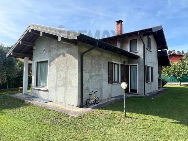 Villa Indipendente in vendita a Orile, Castelveccana