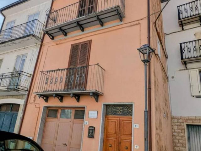 Villa Indipendente in vendita a Castelverrino, Molise