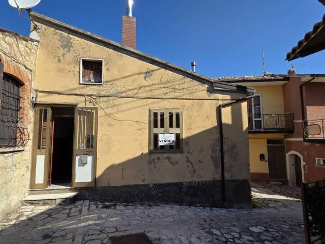 Villa Indipendente in vendita a Castelvetere sul Calore
