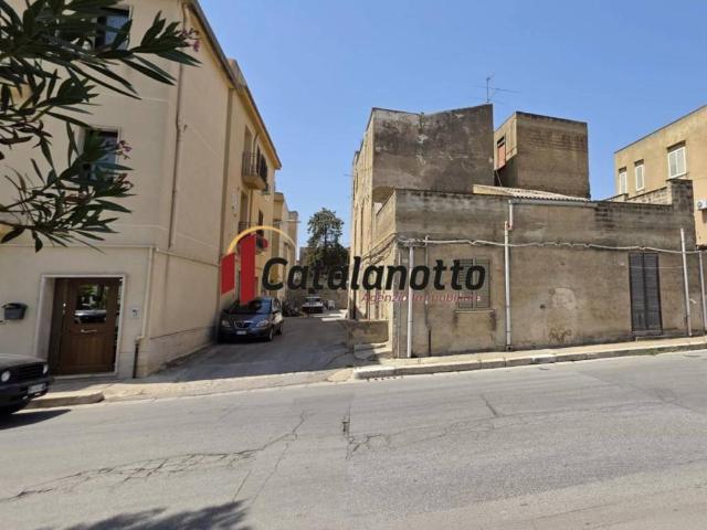 Villa Indipendente in vendita a Quartiere San Giacomo, Castelvetrano