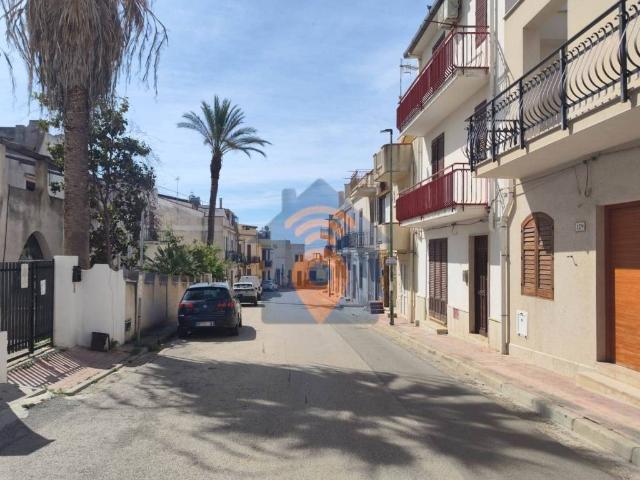 Villa Indipendente in vendita a Castelvetrano, Sicilia
