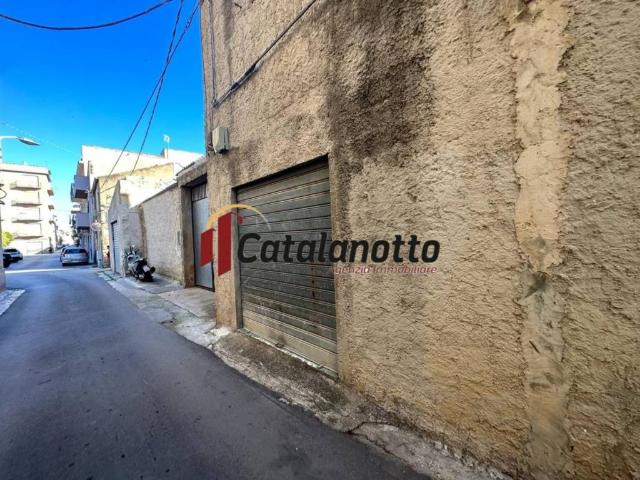 Villa Indipendente in vendita a Castelvetrano, Sicilia