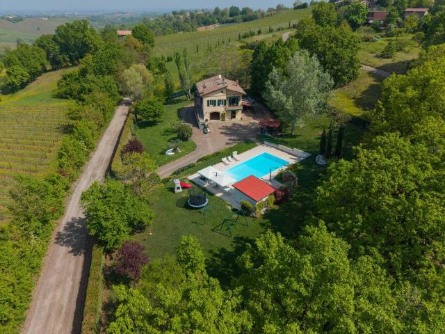 Villa Indipendente in vendita a Unione di comuni Terre di Castelli, Castelvetro Di Modena