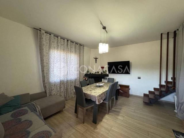 Villa Indipendente in vendita a Unione di comuni Terre di Castelli, Castelvetro Di Modena