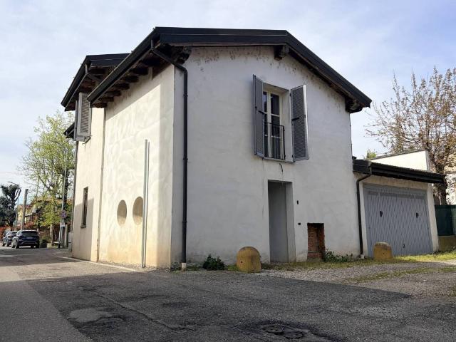 Villa Indipendente in vendita a Castelvetro Piacentino, Reggio Emilia