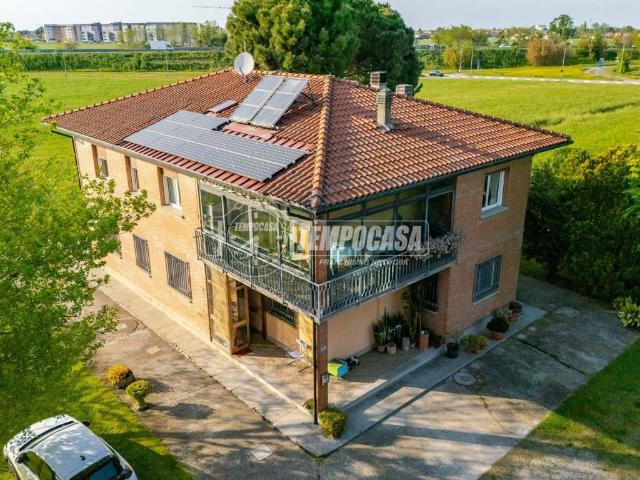 Villa Indipendente in vendita a Castenaso, Reggio Emilia