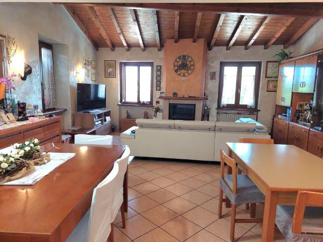 Villa Indipendente in vendita a Castenedolo, Lombardia