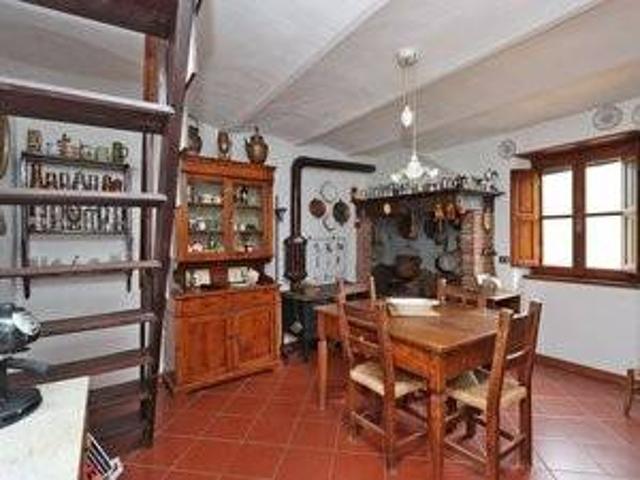 Villa Indipendente in vendita a Castiglion Fiorentino, Toscana